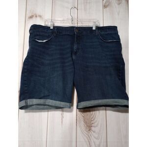 Universal Thread Shorts Ladies 24W Bermuda‎